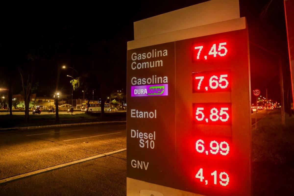 Aumento da gasolina./ Crysli Viana / DP Foto