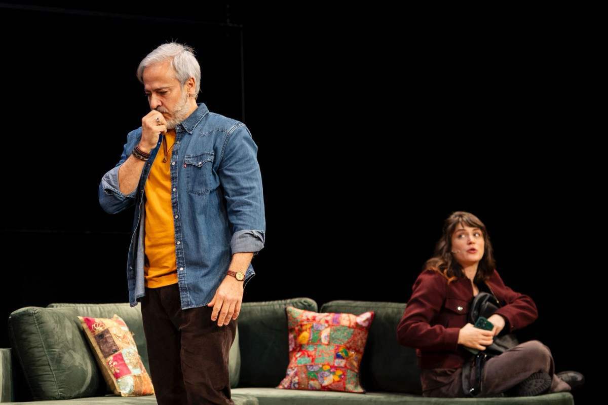 Bianca Bin e Edson Fieschi estrelam adapta&ccedil;&atilde;o brasileira de "Job"/Foto: Annelize Tozetto