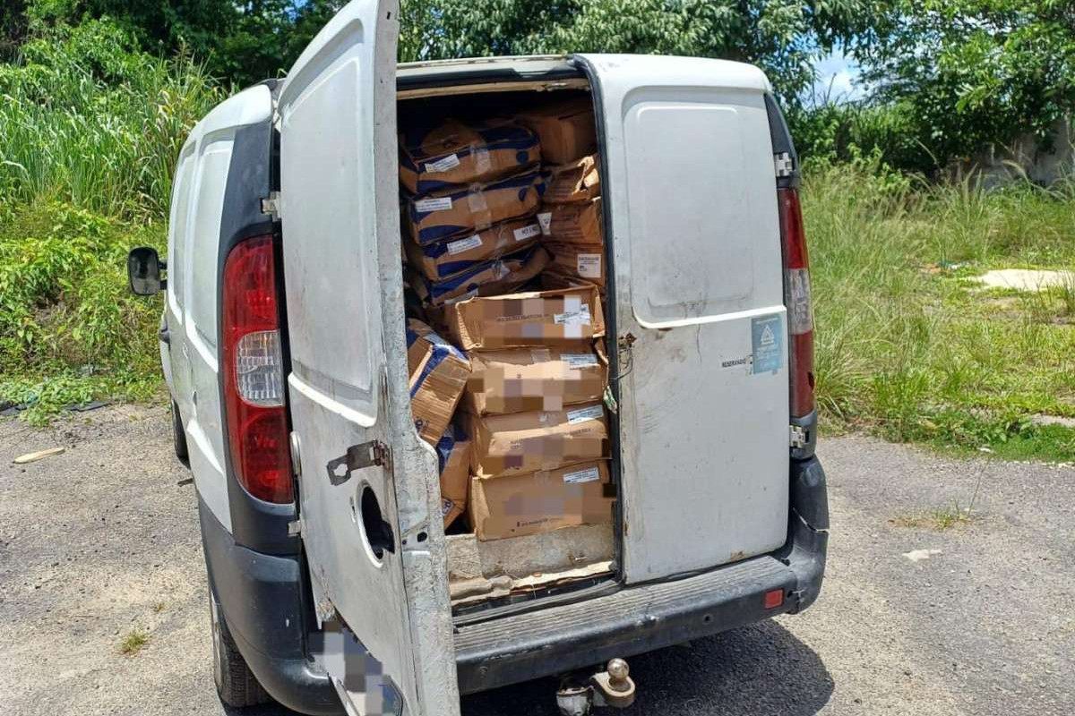 Carga de 630 Kg de pescado sem refrigeração é apreendida pela PRF na BR 101, na Zona Oeste do Recife
/Foto: Ascom/PRF