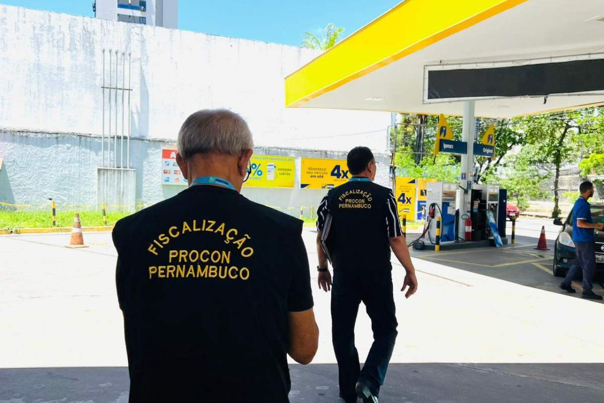 Procon fiscaliza postos de combustível/Dalila Barreto