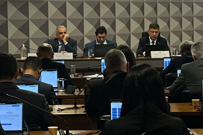 Durante a reunião, o presidente da CPMI informou a retirada de pauta de dois requerimentos que solicitavam a convocação do ex-presidente do BC Roberto Campos Neto/Danandra Rocha/CB/DA.Press