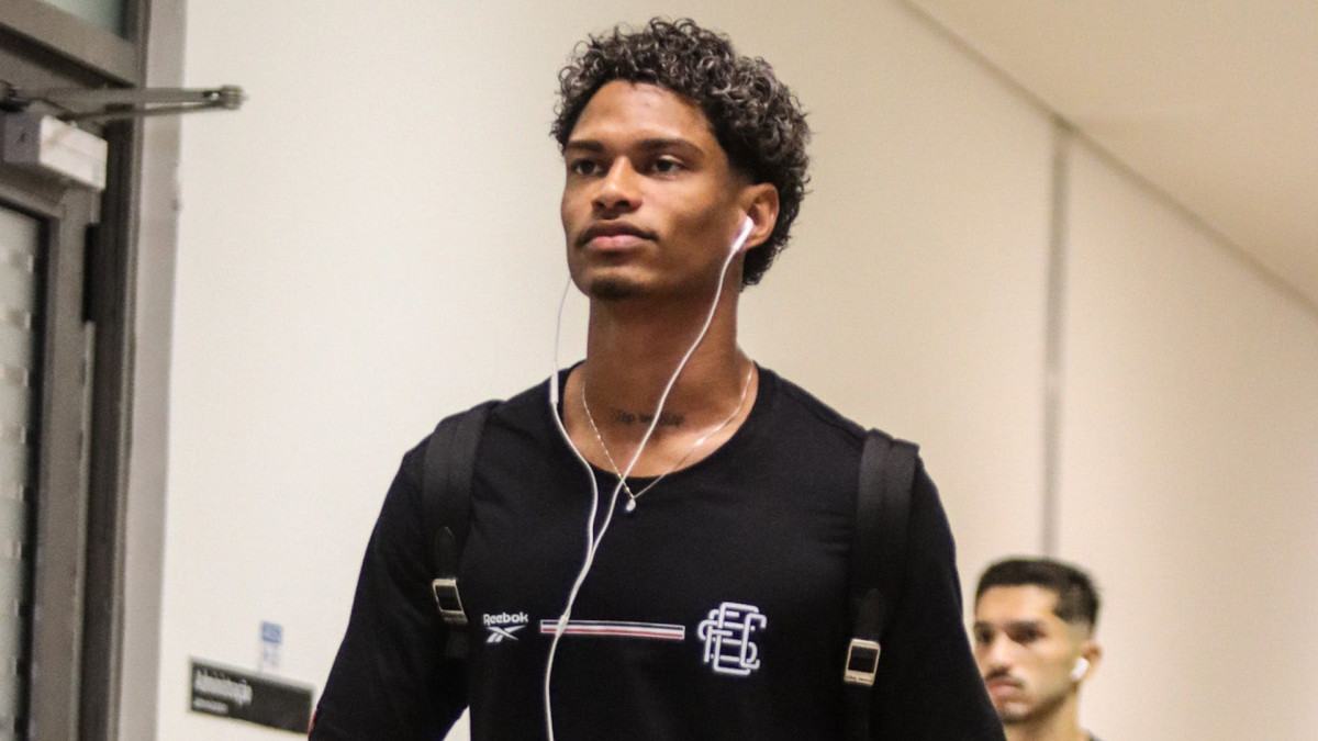 Marquinhos, atacante do Santa Cruz/Evelyn Victoria/SCFC