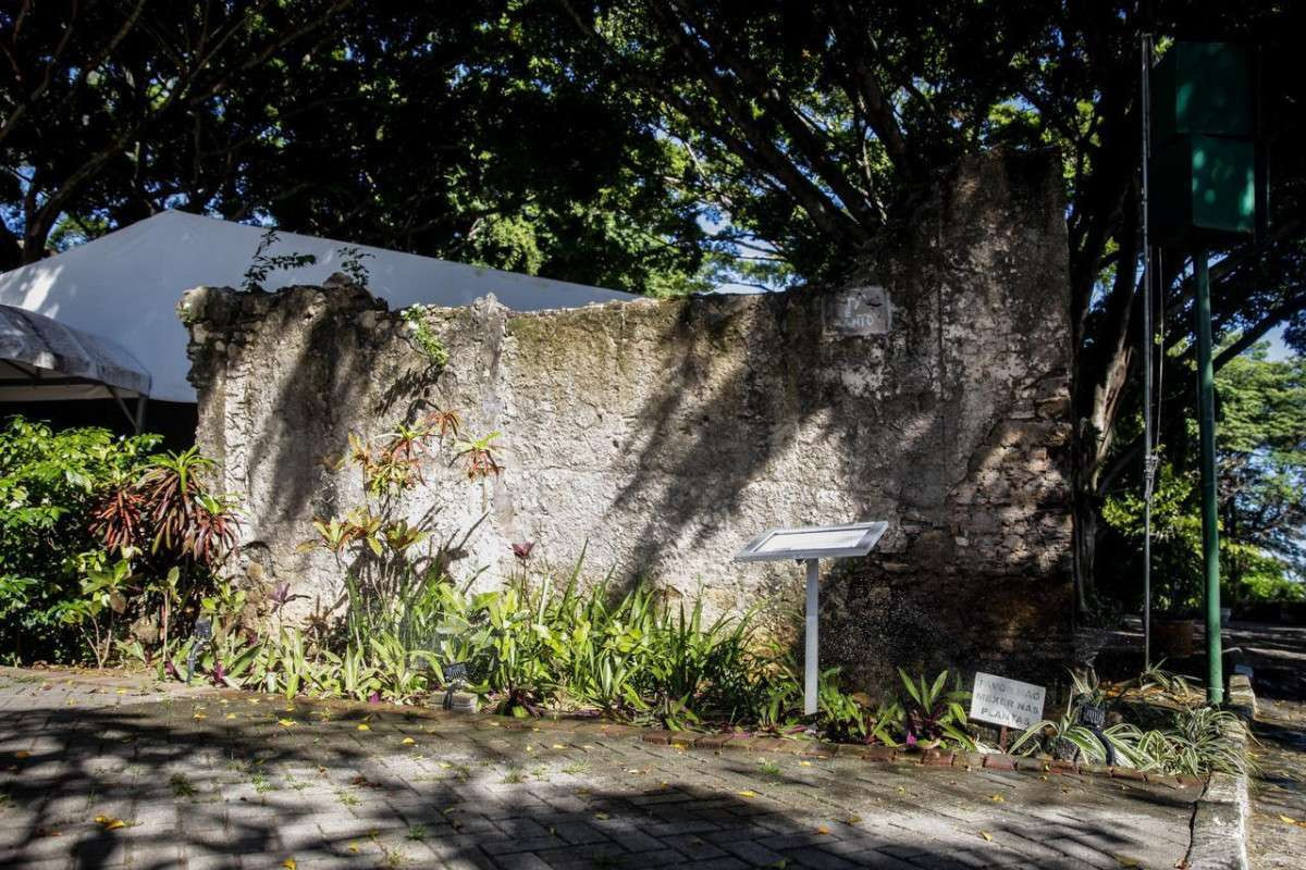 Ruínas do Convento de Santo Amaro da Água Fria (Foto: Marina Torres/DP Foto)