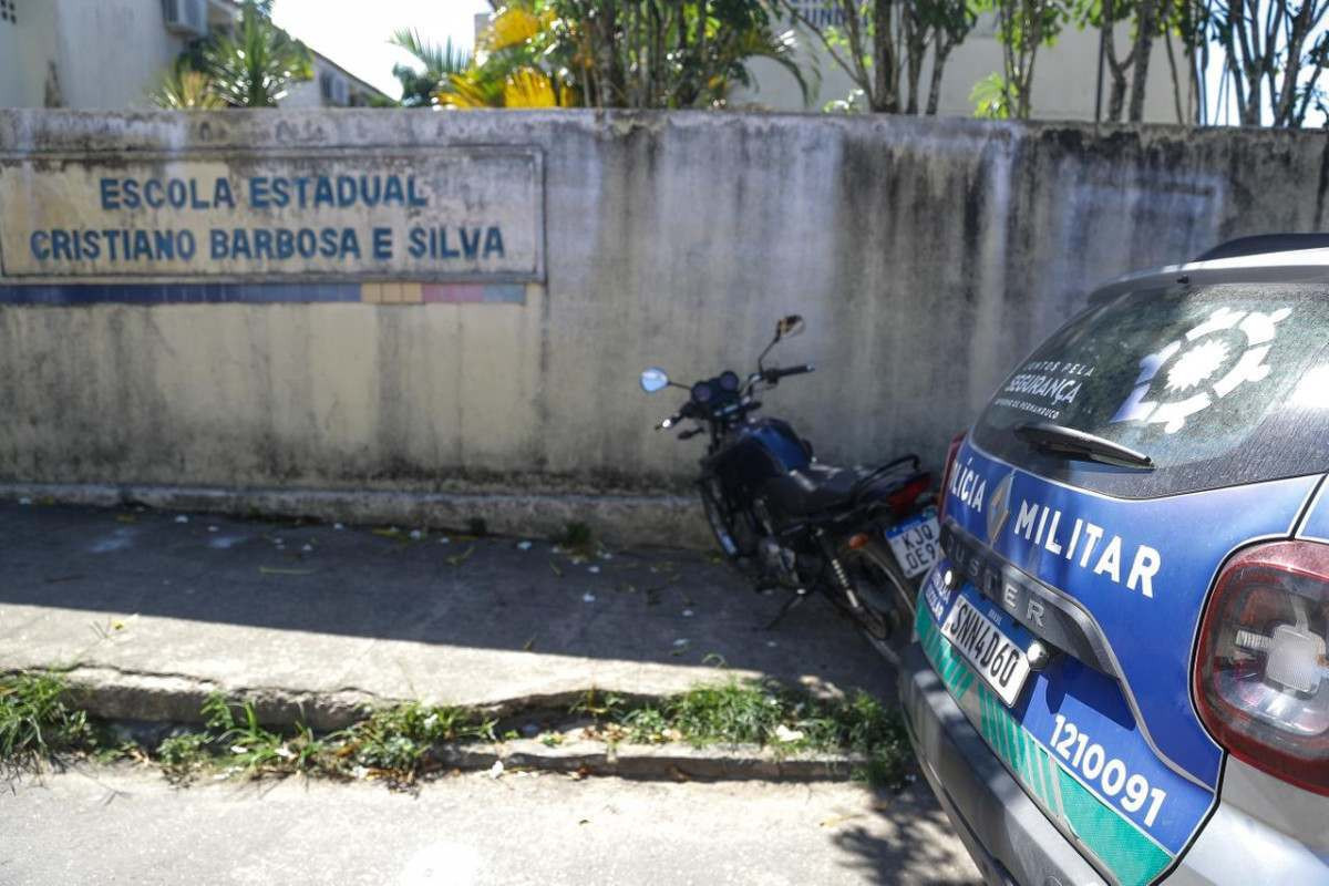 Escola onde ocorreu o ataque em Barreiros/Rafael Vieira/DP Foto