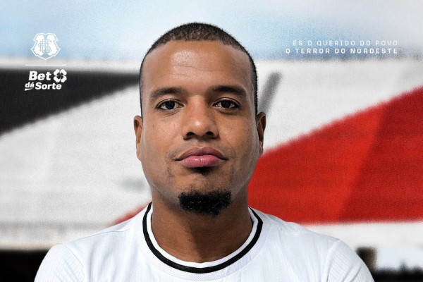 Silva, volante do Santa Cruz