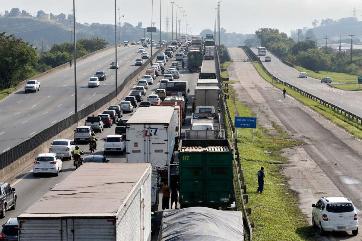 Greve de caminhoneiros em 2018 parou o país/Tânia Rêgo/Agência Brasil