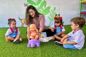 No Col&eacute;gio GGE, o desfralde &eacute; abordado de uma forma l&uacute;dica, garantindo que a crian&ccedil;a vivencie a transi&ccedil;&atilde;o de forma coerente, acolhedora e sem press&otilde;es indevidas