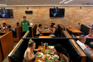 Com o objetivo de reunir gestores de restaurantes e profissionais do setor, o Hub Food Academy realiza, no pr&oacute;ximo dia 26 de mar&ccedil;o, no Recife, o Hub Food Summit