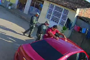 Homem recebeu um soco na regi&atilde;o do t&oacute;rax.