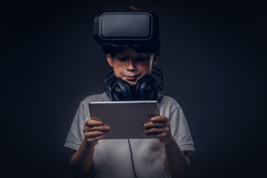 O Congresso Nacional aprovou em agosto de 2025 o projeto conhecido como ECA Digital