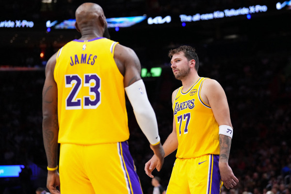 Os 14,8 segundos que ligam os 60 pontos de Luka Don?i? pelos Lakers ao último jogo de Kobe Bryant. 