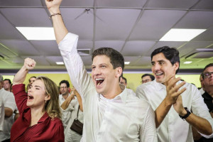 Jo&atilde;o Campos ter&aacute; chapa majorit&aacute;ria com Carlos Costa, Mar&iacute;lia Arraes e Humberto Costa