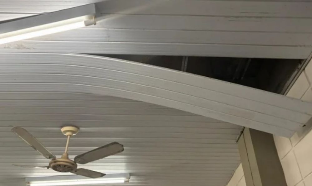 Situação de departamento é motivo de denúncia por parte de estudantes de Letras da UFPE/Foto: Reprodução/Instagram