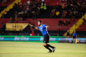 &Aacute;rbitro M&aacute;rcio dos Santos Oliveira