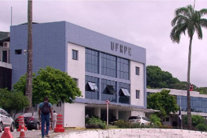 A tentativa de roubo aconteceu no estacionamento do Departamento de Medicina Veterin&aacute;ria do Campus Dois Irm&atilde;os, no Recife.