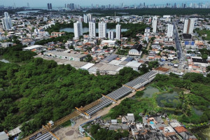  Ponte J&uacute;lia Santiago, no Recife