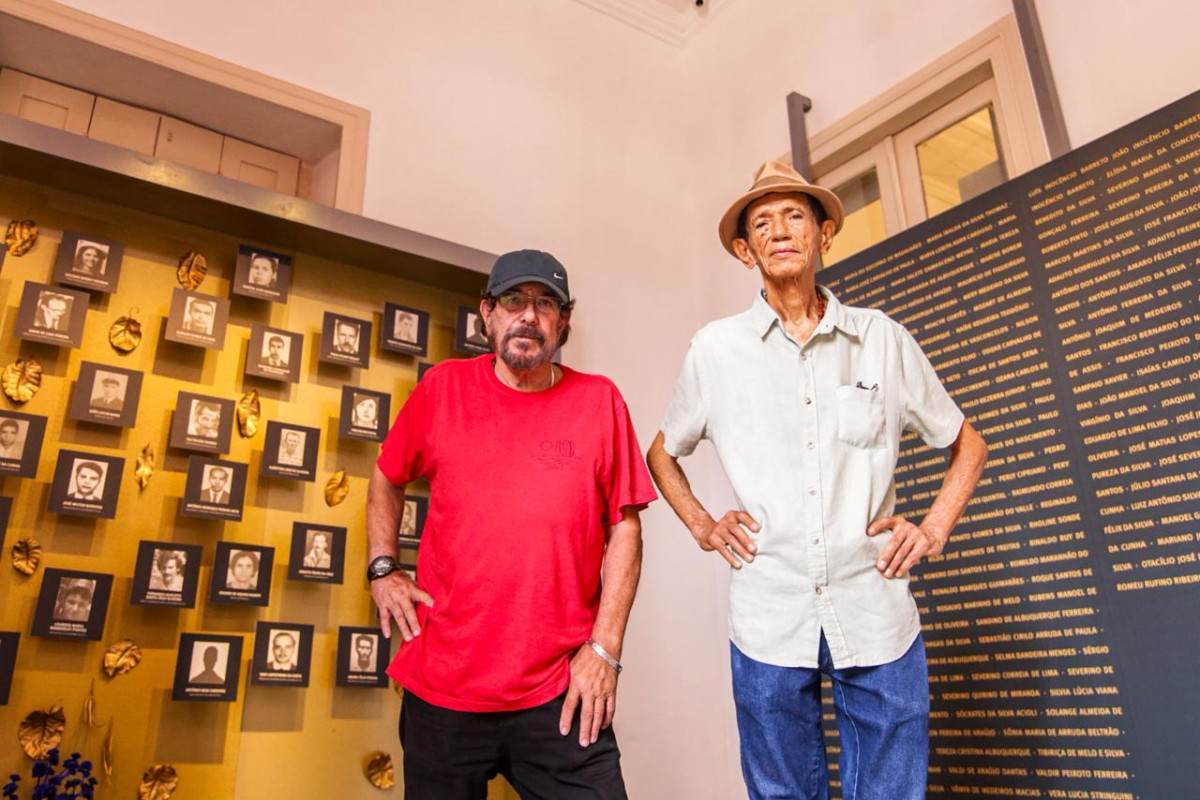 Marco Polo e Almir de Oliveira são os remanescentes vivos da formação original da Ave Sangria/Foto: Crysli Viana/DP Foto