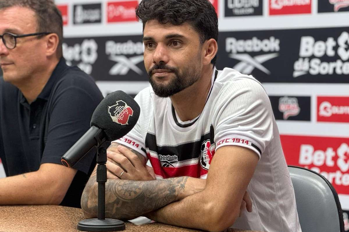 Edson Miranda, zagueiro do Santa Cruz/Geovanna de Lima