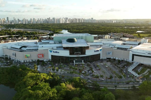 Shopping RioMar, no Pina, Zona Sul do Recife.