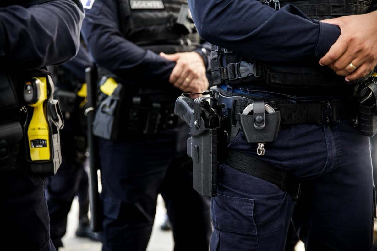 Guardas municipais do Recife estão nas ruas com armas de fogo /Marina Torres/DP