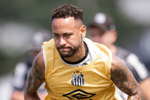 Neymar em treino do Santos