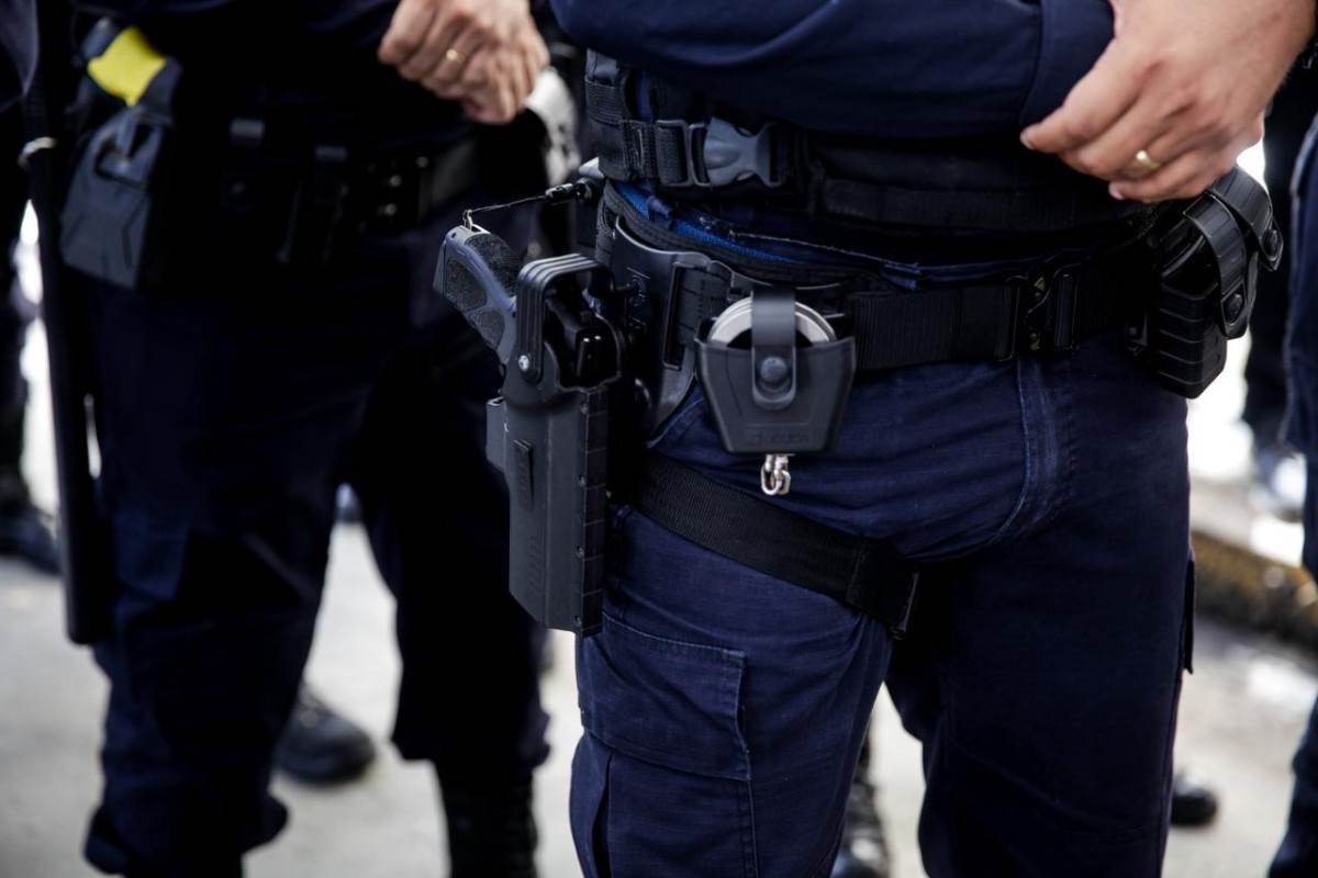 Guarda Civil Municipal do Recife (GCMR) teve armamento iniciado nesta segunda (30)/Foto: Marina Torres/DP