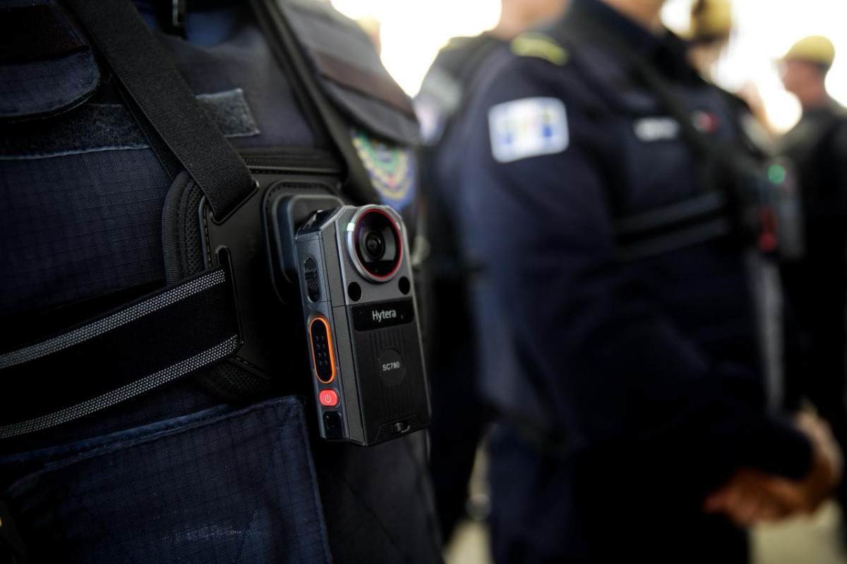 Câmeras corporais para a Guarda Civil Municipal do Recife (GCMR) também foram autorizadas pela prefeitura (Foto: Marina Torres/DP Foto)