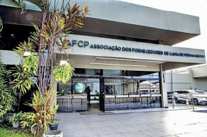 Fornecedores de cana far&atilde;o protesto na Alepe para cobrar aprova&ccedil;&atilde;o da LOA