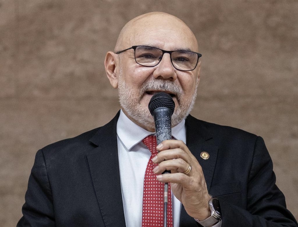 Reitor da UFPE, Alfredo Gomes/Divulgação