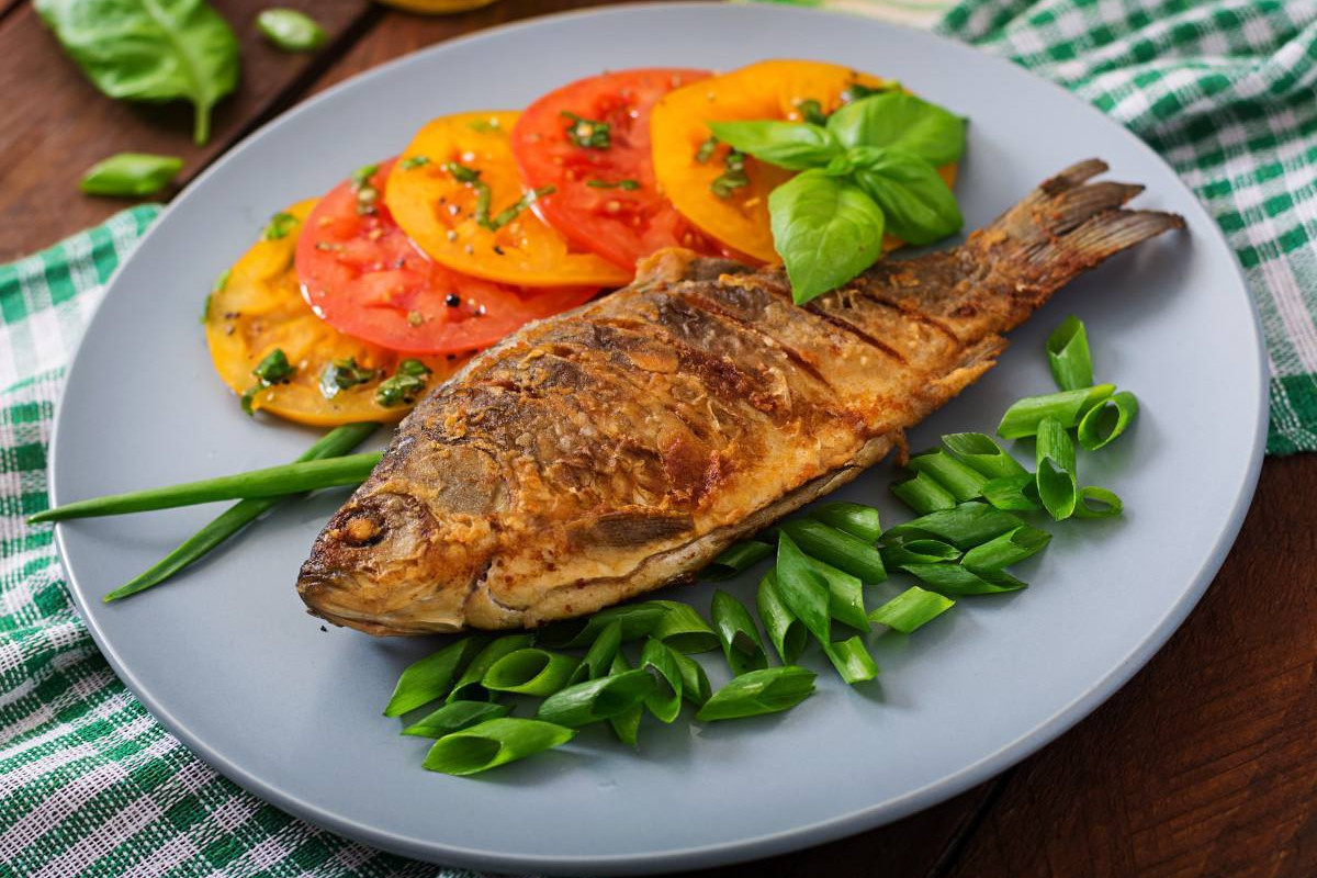 Preços de peixes e itens da Páscoa variam até 217%, segundo Procon-PE/Freepik