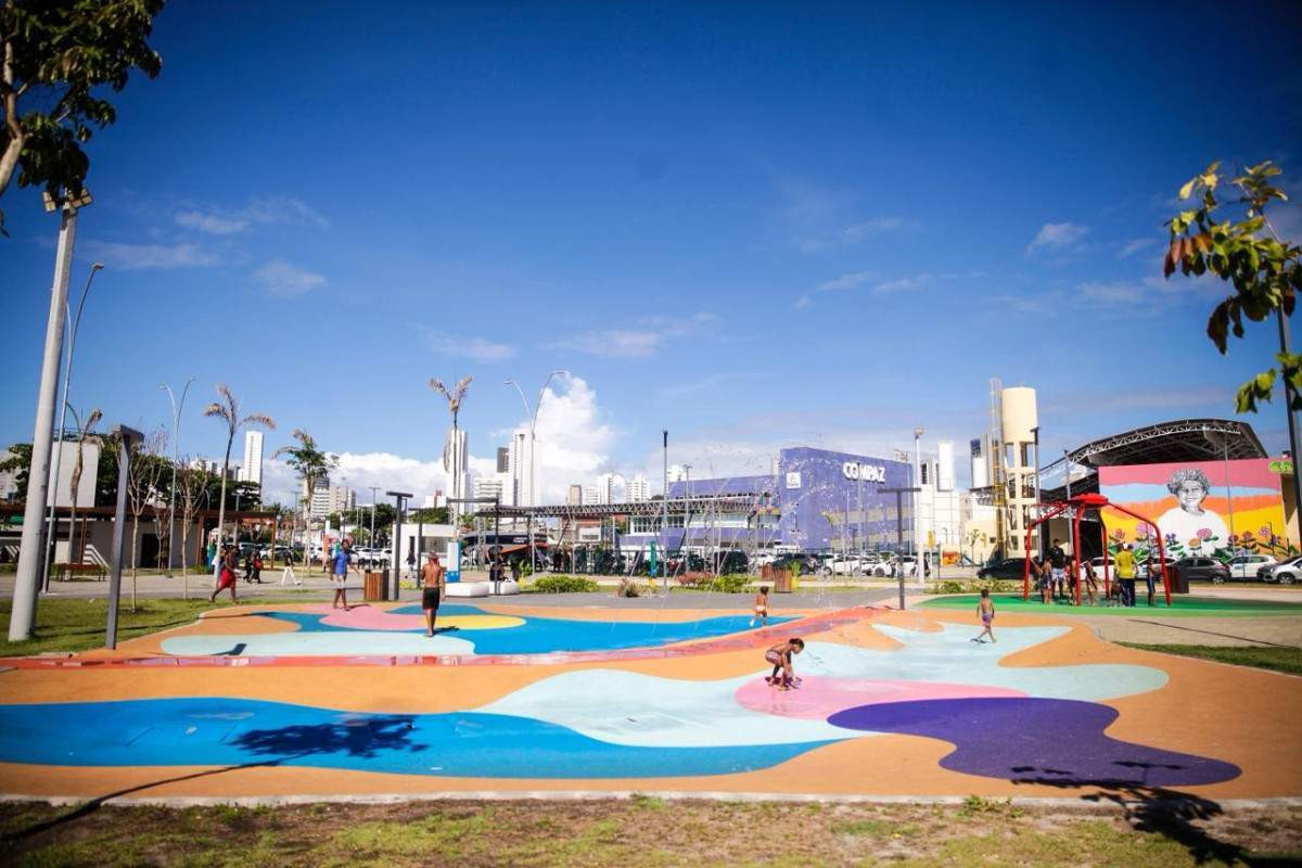 Parque Eduardo Campos foi entregue nesta quinta (2), no Pina, no Recife /Marina Torres/DP