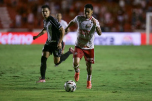 Partida entre N&aacute;utico x Ponte Preta nos Aflitos