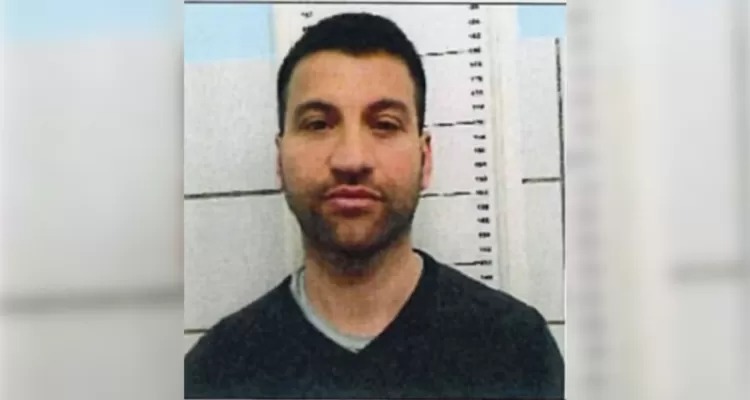 Roberto Mazzarella, chefe da máfia napolitana é preso após mais de um ano foragido
/Reprodução/Internet