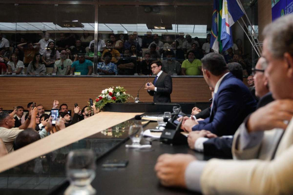 Posse de Victor Marques, Prefeito do Recife (Marina Torres/foto DP)