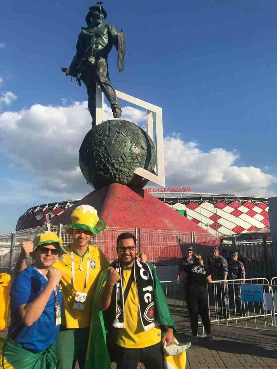 Experiência única: torcedores relatam emoção de viajar para acompanhar Brasil em Copas dos Mundo.
 (Foto: Arquivo pessoal)