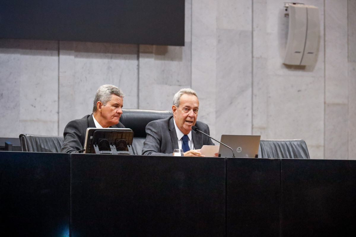 Reunião plenária/Nando Chiappetta