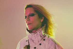 "Feixe de Fogo" &eacute; o primeiro &aacute;lbum de BUHR com a nova identidade
