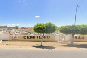 Cemit&eacute;rio p&uacute;blico &eacute; alvo de medida judicial em Cust&oacute;dia 