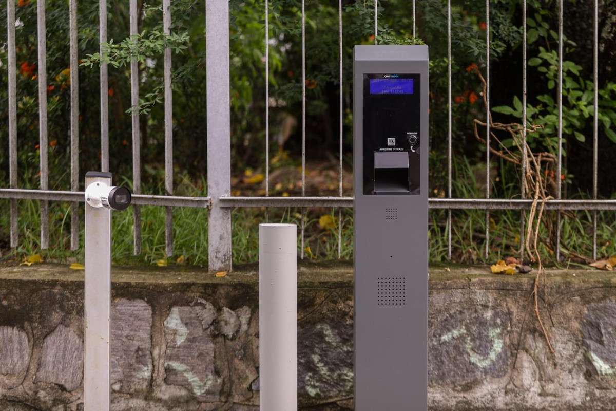 Hora de estacionamento de parques do Recife é mais cara do que de shopiings; confira (Foto: Rafael Vieira/DP)