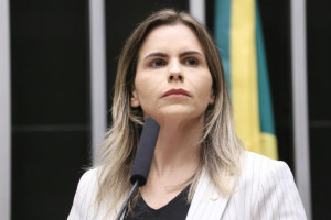 Deputada federal Clarissa T&eacute;rcio
