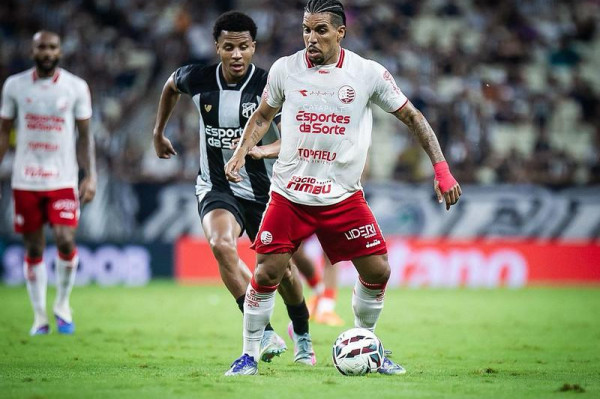 Hélio dos Anjos admite frustração com derrota do Náutico para o Ceará : "Faltou algo mais"