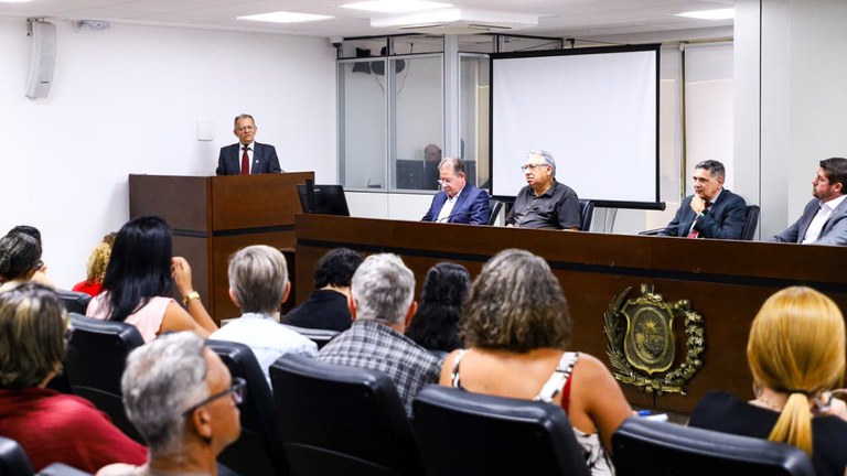 Considerada uma das maiores obras de infraestrutura do Brasil, a Transnordestina possui 1.750 km de extensão e passa por mais de 80 municípios conectando áreas produtoras do Nordeste aos portos estratégicos da região/Foto: Elvis Aleluia/ Sudene