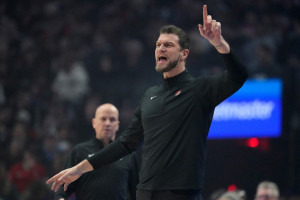  Tiago Splitter, t&eacute;cnico do Blazers 