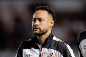 De t&aacute; gordinho a fala machista  momentos de f&uacute;ria de Neymar no Santos sob press&atilde;o pela Copa. 