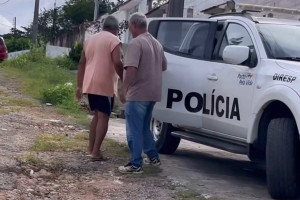 Homem foi levado para delegacia para depor
