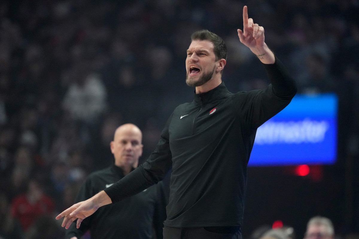  Tiago Splitter, técnico do Blazers / Getty Images via AFP