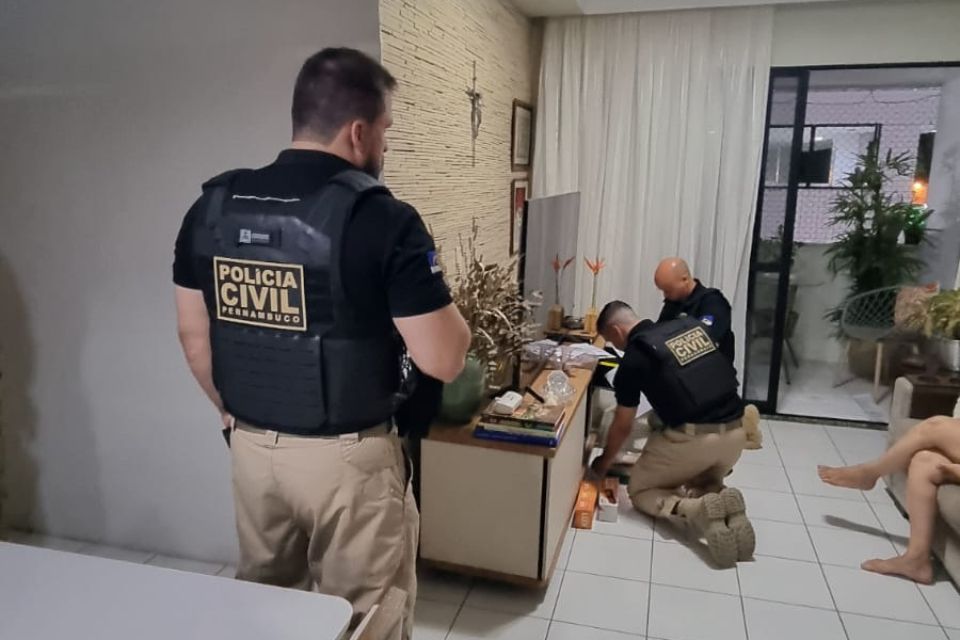 Boa parte da quantia de dinheiro foi apreendida em uma residência localizada na Av. Boa Viagem, na Zona Sul do Recife./Foto: Divulgação / PCPE