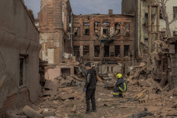 Rússia lança o maior ataque do ano contra a Ucrânia
