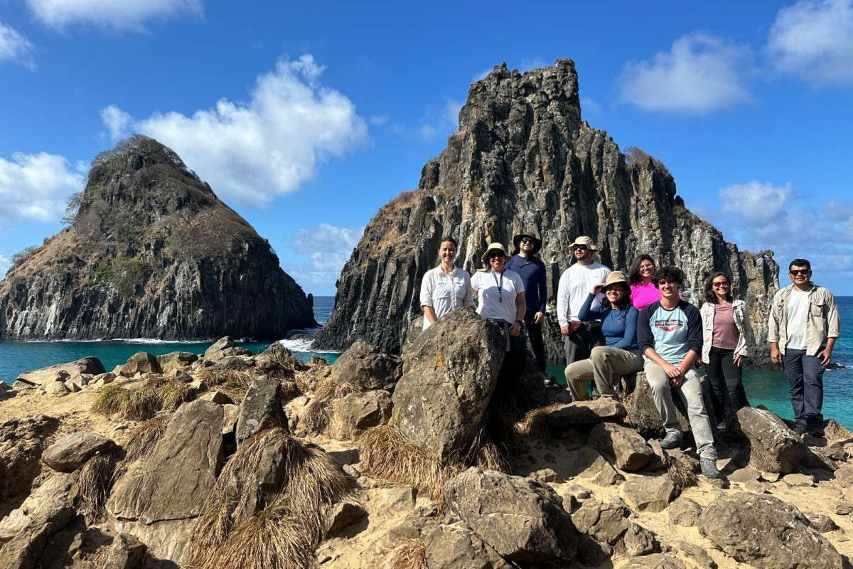 Pesquisa da UFPE em Noronha conta com grupo 