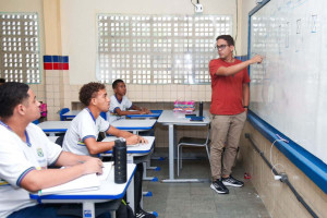 Mais de 53 profissionais da educa&ccedil;&atilde;o receber&atilde;o parcela do Fundef